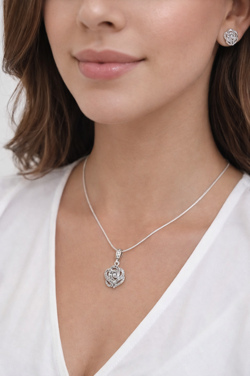 Eternal Knot Silver Pendant Set - Image 3