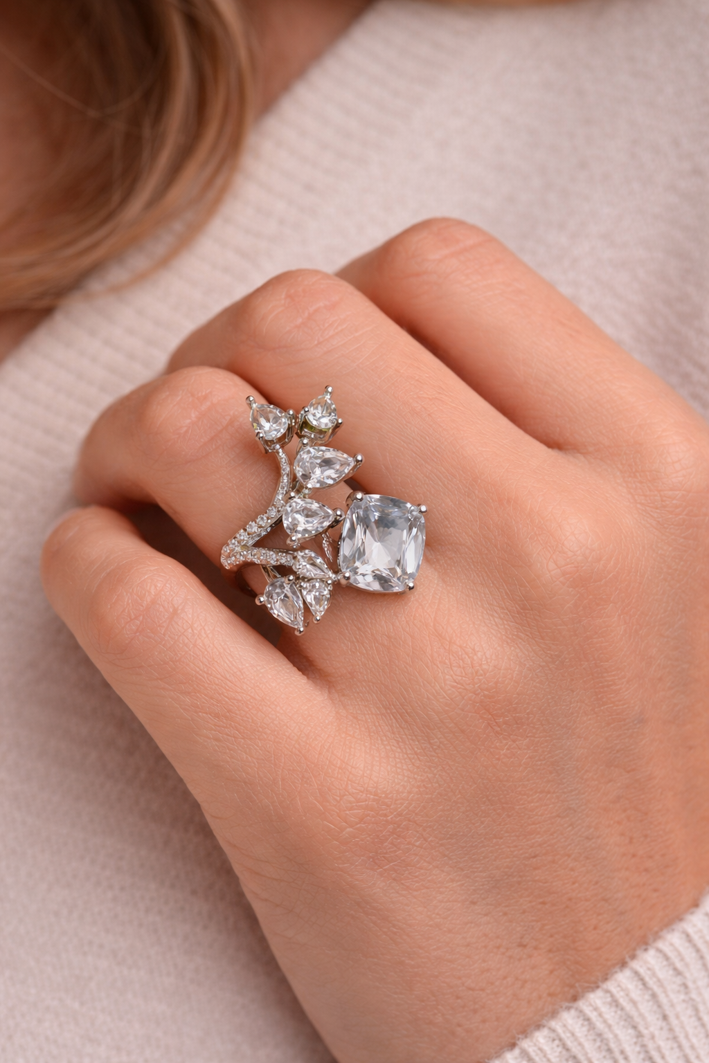 Crystal Vine Toi et Moi Ring - Image 5