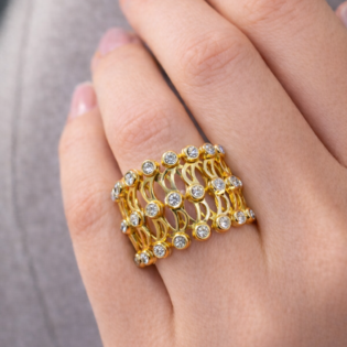 Golden Lattice Lights Band (Bracelet-Inspired Design) - Image 2