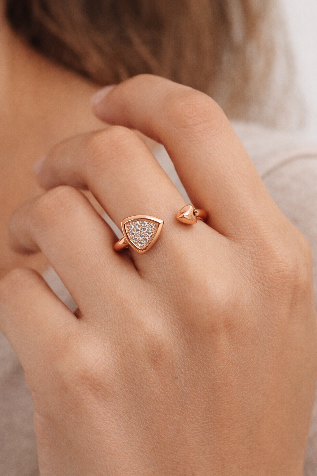 Rose Arrow Spark Ring - Image 4