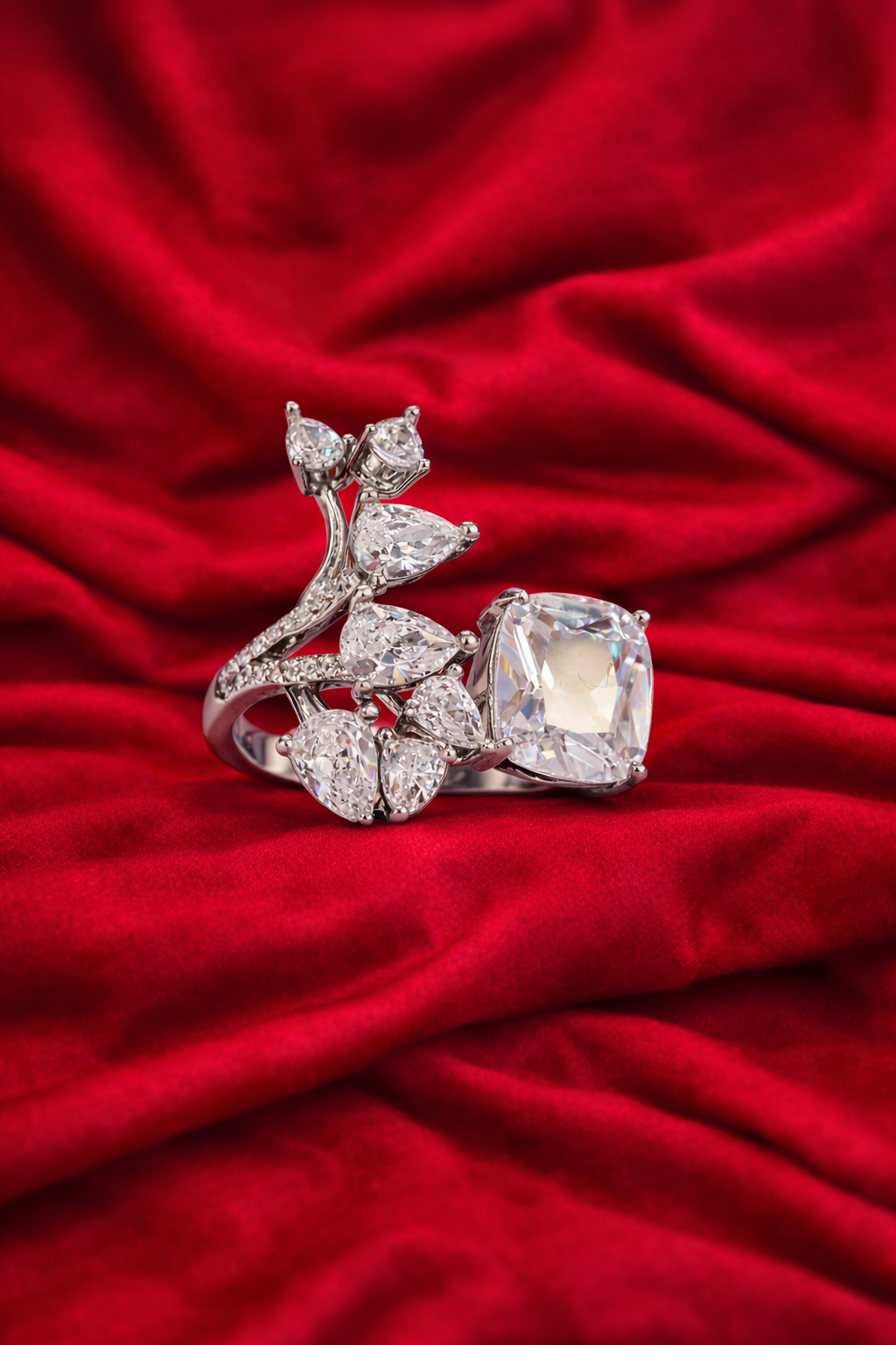 Crystal Vine Toi et Moi Ring - Image 3