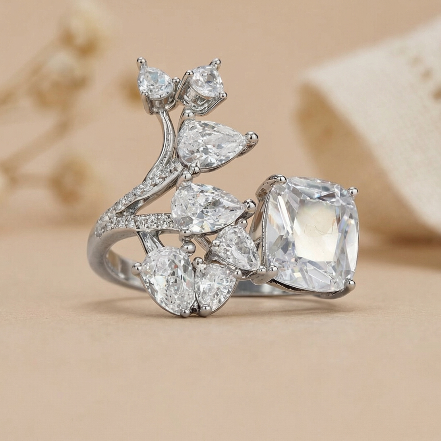 Crystal Vine Toi et Moi Ring
