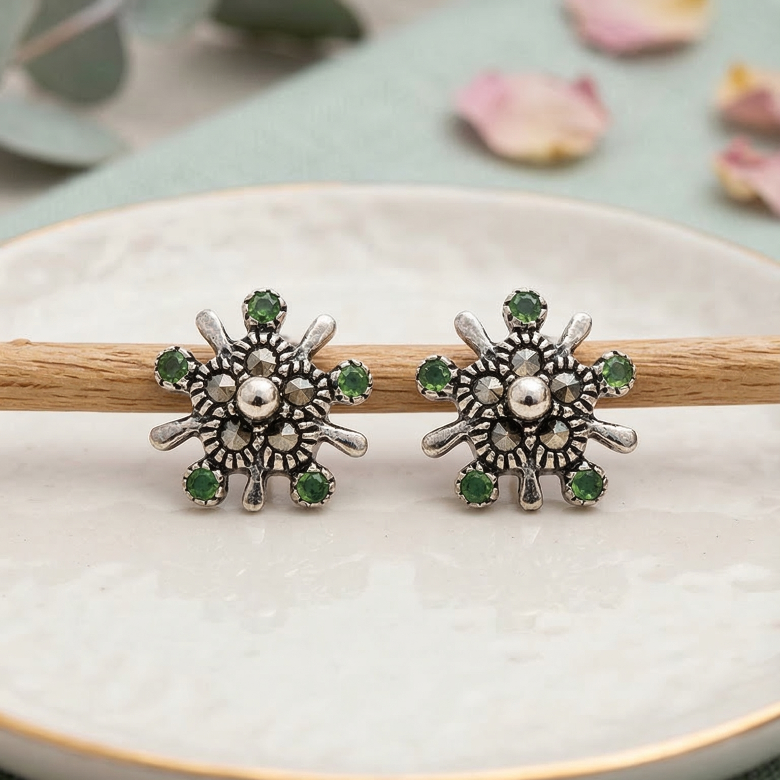 Verdant Sunburst Stud Earrings