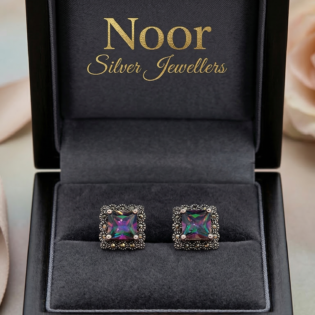 Aurora Noir Stud Earrings - Image 3