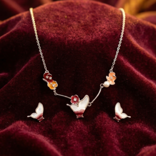 Blossom Flutter Silver Pendant Set