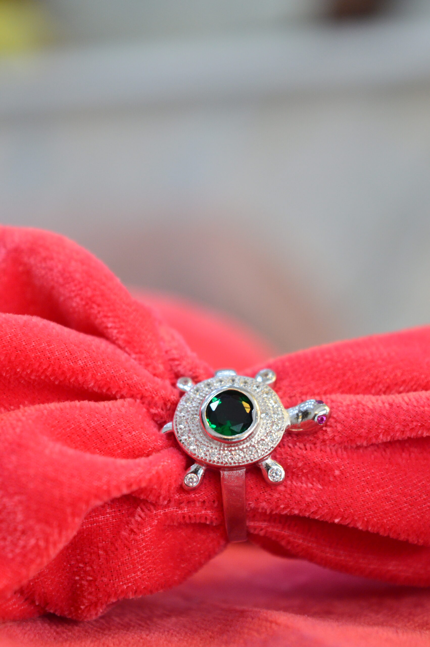 Ladybug Helm Emerald Ring - Image 2