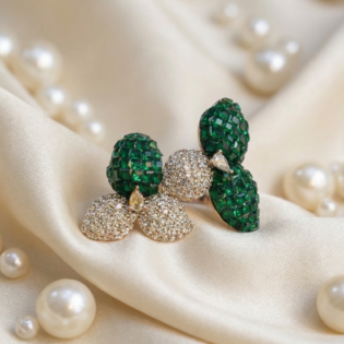 Emerald Petal Silver Ring