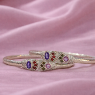 Ratna Rang Pure Silver Kada Bracelet