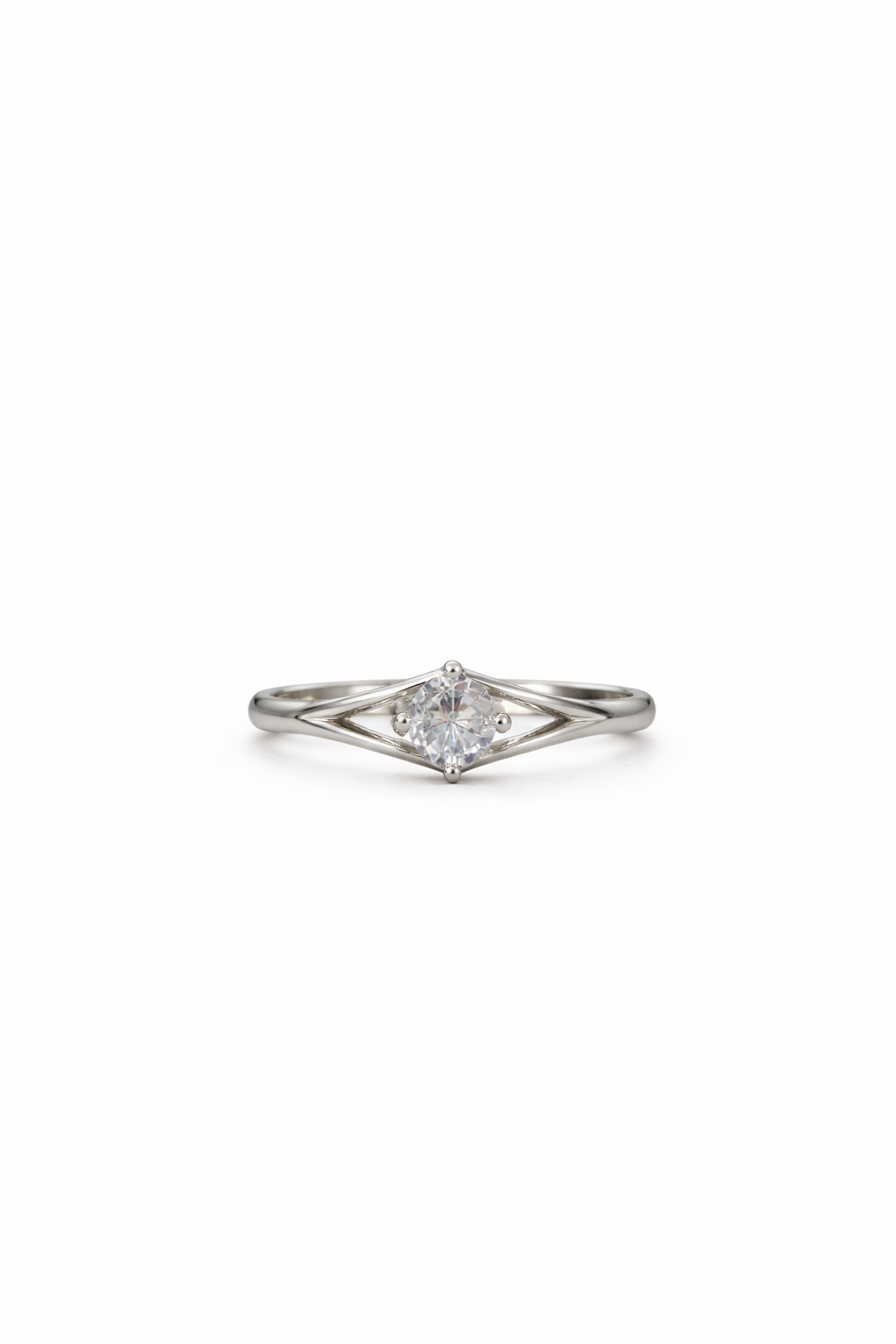 Silver Radiant Eye Solitaire Ring