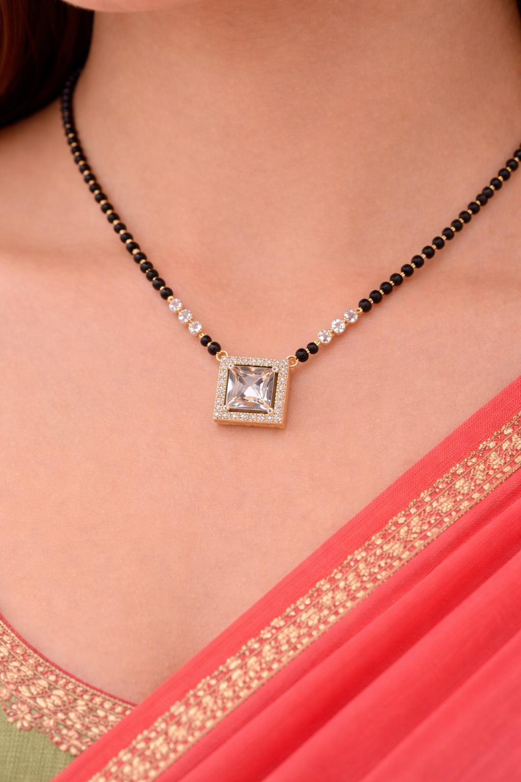 Aaranya Square Radiance Mangalsutra - Image 4