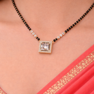 Aaranya Square Radiance Mangalsutra - Image 2