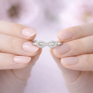 Eterna Gleam Infinity Silver Ring - Image 3