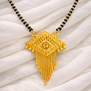 Rajwada Shobha Mangalsutra (Gold Plated)