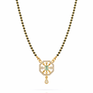 Suvarna Viraasat Emerald Charm Mangalsutra - Image 3