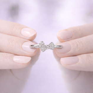 Silver Grace Bow Ring - Image 5