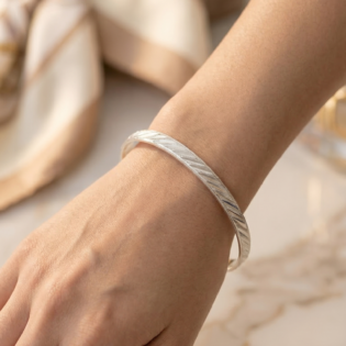 Swarna Veer Silver Kada Bracelet - Image 2