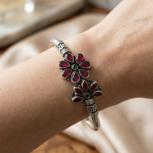 Gulnaar Ratna Pure Silver Floral Kada - Image 2