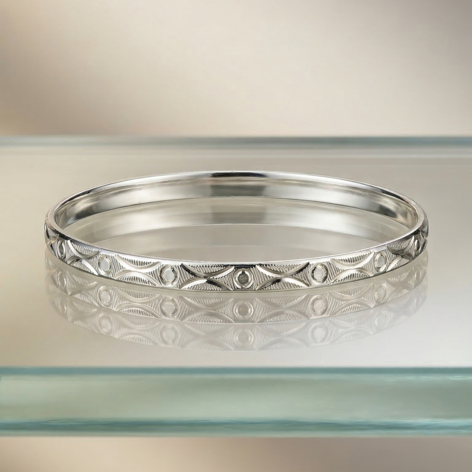 Zariya Grace Silver Kada Bracelet