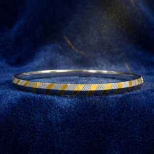 Divyaveer Stripe Silver Kada
