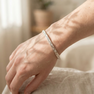 Zariya Grace Silver Kada Bracelet - Image 3