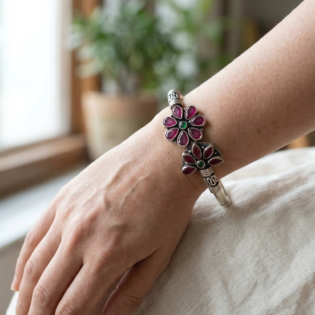 Gulnaar Ratna Pure Silver Floral Kada - Image 5