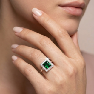 Emerald Square Elegance Ring - Image 5