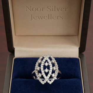 Royal Lattice Silver Statement Ring - Image 5
