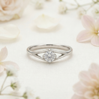 Silver Radiant Eye Solitaire Ring