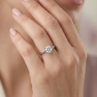 Silver Serenity Solitaire Ring - Image 2