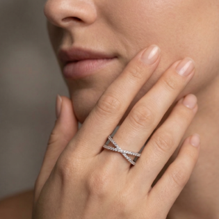 Eternal Crisscross Spark Ring - Image 5