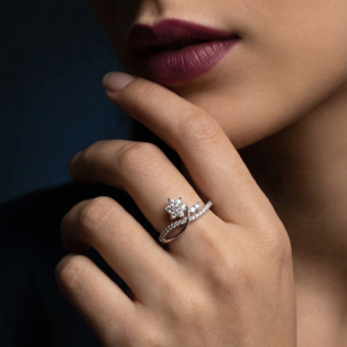 Eternal Bloom Twist Ring - Image 3