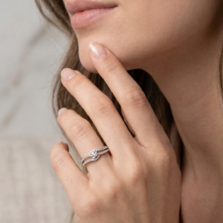 Seraphine Twist Ring - Image 2