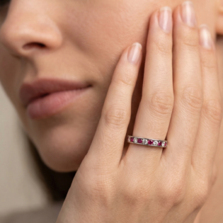 Crimson Harmony Eternity Band - Image 4