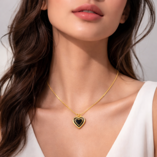 Eternal Noir Heart Pendant - Image 4
