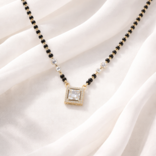 Aaranya Square Radiance Mangalsutra
