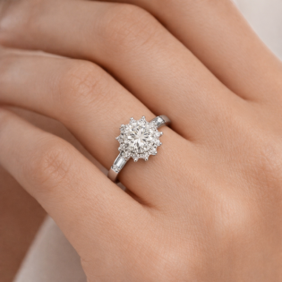 Celestara Lumière Silver Ring - Image 4