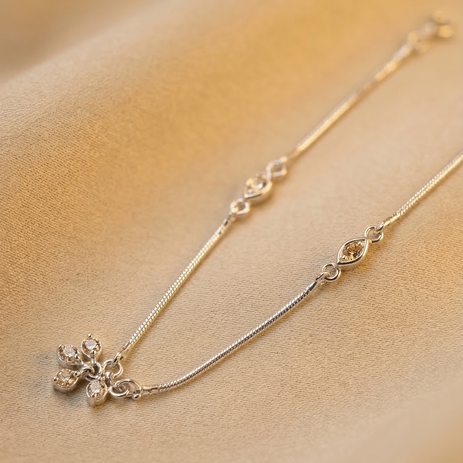 Suvarna Bloom Silver Anklet