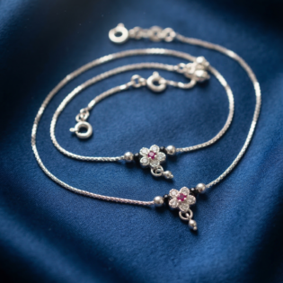 Noir Blossom Silver Anklet