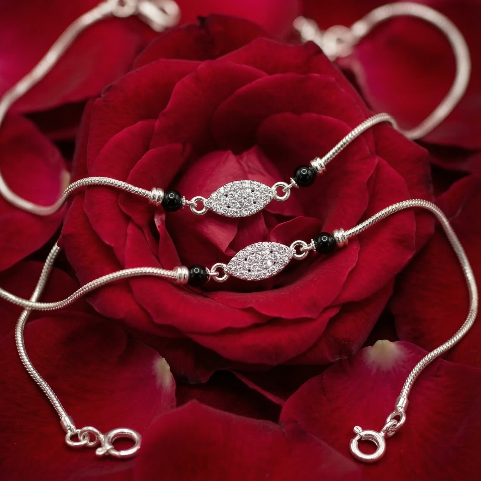 Noira Celeste Silver Anklet