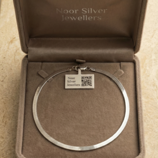 Silvara Sleekline Silver Chain - Image 3