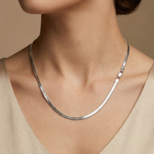 Silvara Sleekline Silver Chain - Image 4
