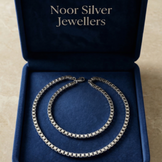 Velmira Cubique Silver Chain - Image 3