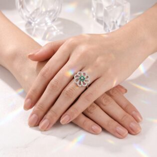 Zenvira Bloom Ring - Image 4