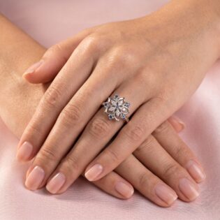 Velmira Bloom Ring - Image 4