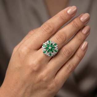 Verdina Bloom Ring - Image 3