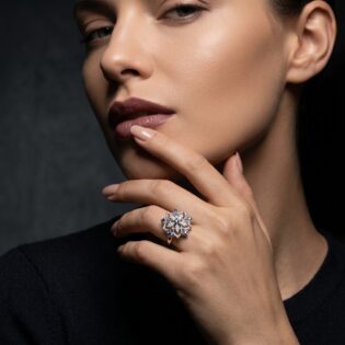 Velmira Bloom Ring - Image 3