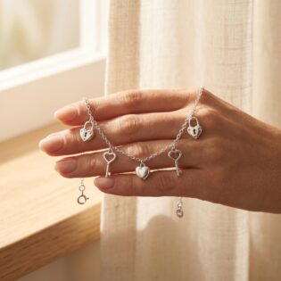 Keylisse Heartlock Bracelet - Image 5