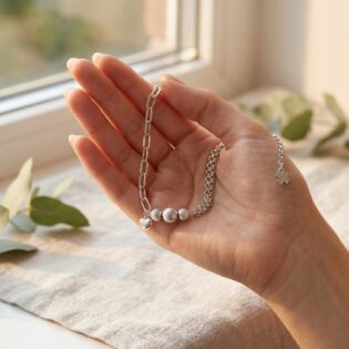 Velmira Heart Bead Bracelet - Image 5